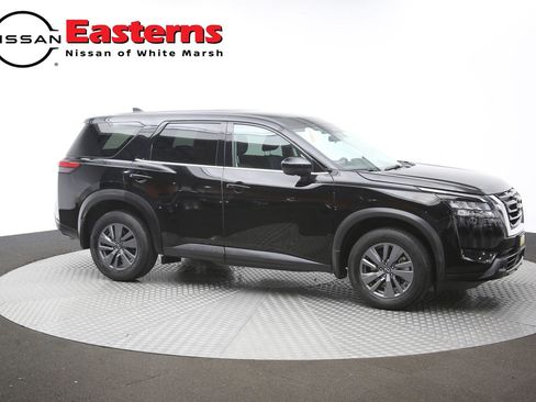 Used 2024 Nissan Pathfinder S AWD/4WD image 46