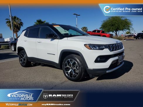 Certified 2025 Jeep Compass Limited AWD/4WD image 1