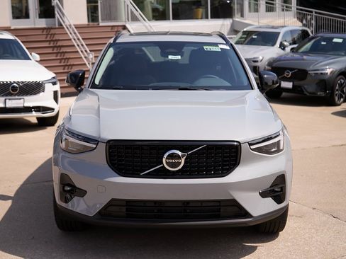 New 2026 Volvo XC40 B5 Plus w/ Protection Package Premier image 5