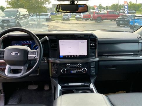 Used 2024 Ford F250 Lariat w/ Sport Appearance Package AWD/4WD image 10