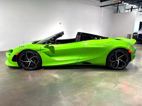 Used 2024 McLaren 750S Spider image 5