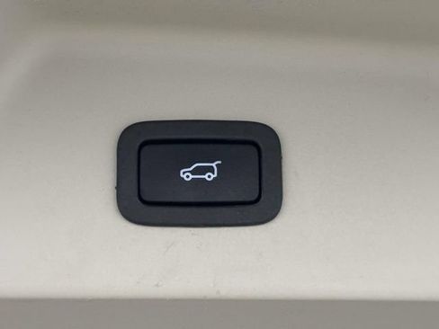 Used 2015 Land Rover Range Rover HSE AWD/4WD image 21