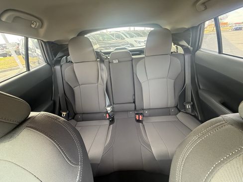 Used 2025 Subaru Crosstrek 2.0i Premium image 15