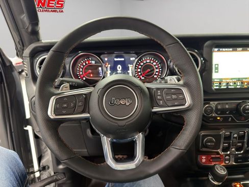 Used 2022 Jeep Wrangler Unlimited Rubicon w/ Xtreme Recon 35" Tire Package image 24