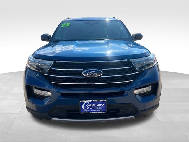 Used 2023 Ford Explorer XLT w/ Equipment Group 202A AWD/4WD image 10