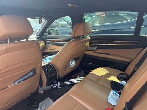 Used 2013 BMW 750Li RWD image 13