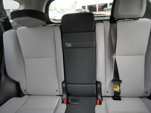 Certified 2018 Toyota RAV4 XLE AWD/4WD image 13