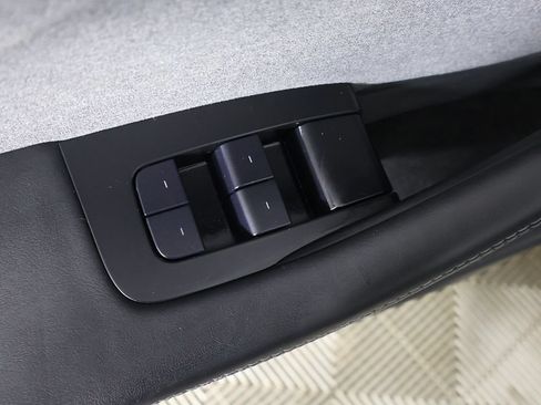 Used 2024 Tesla Model 3 Long Range RWD image 36