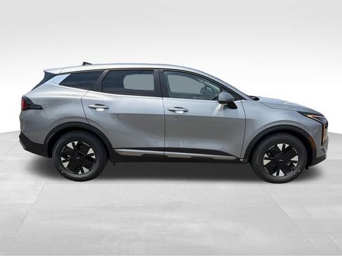 New 2026 Kia Sportage LX FWD image 8