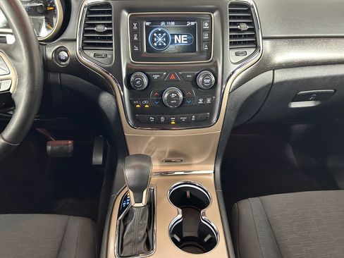 Used 2016 Jeep Grand Cherokee Laredo w/ Quick Order Package 23E AWD/4WD image 19