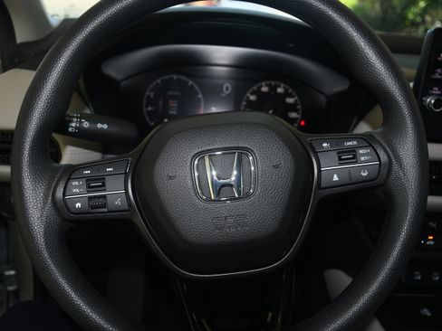 Used 2026 Honda HR-V LX image 12
