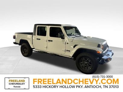 Used 2024 Jeep Gladiator Sport