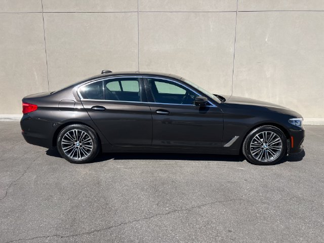 Used 2017 BMW 530i RWD image 5