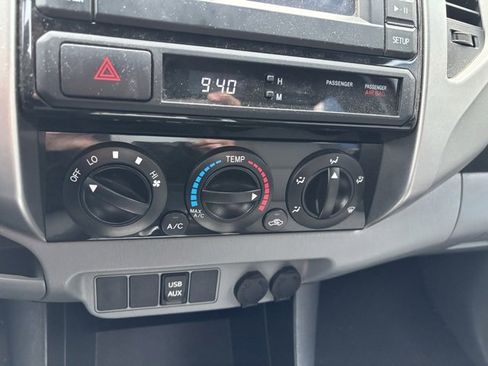 Used 2013 Toyota Tacoma 4x4 Access Cab V6 image 20