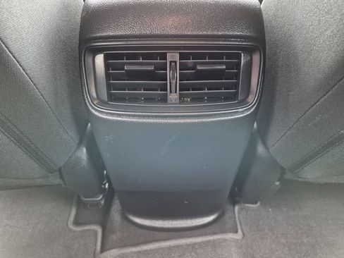 Used 2019 Honda CR-V LX image 17