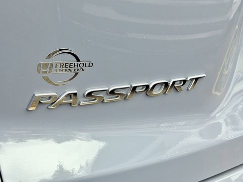 Used 2023 Honda Passport EX-L image 6