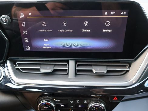 New 2026 Chevrolet Trax RS w/ Sunroof Package image 21