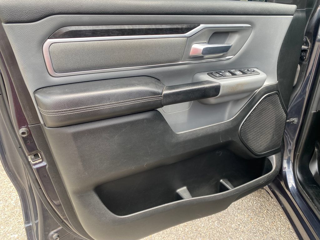 Used 2021 RAM 1500 Lone Star AWD/4WD image 17