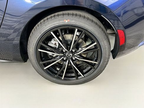 New 2026 MAZDA MX-5 Miata RF Grand Touring RWD image 22
