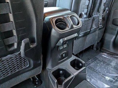 Used 2022 Jeep Wrangler Unlimited Rubicon w/ LED Lighting Group image 23