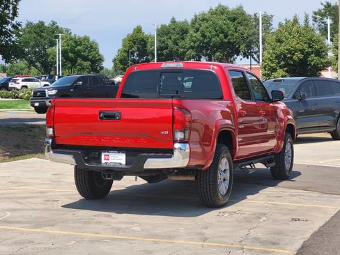 Certified 2019 Toyota Tacoma SR5 RWD image 4
