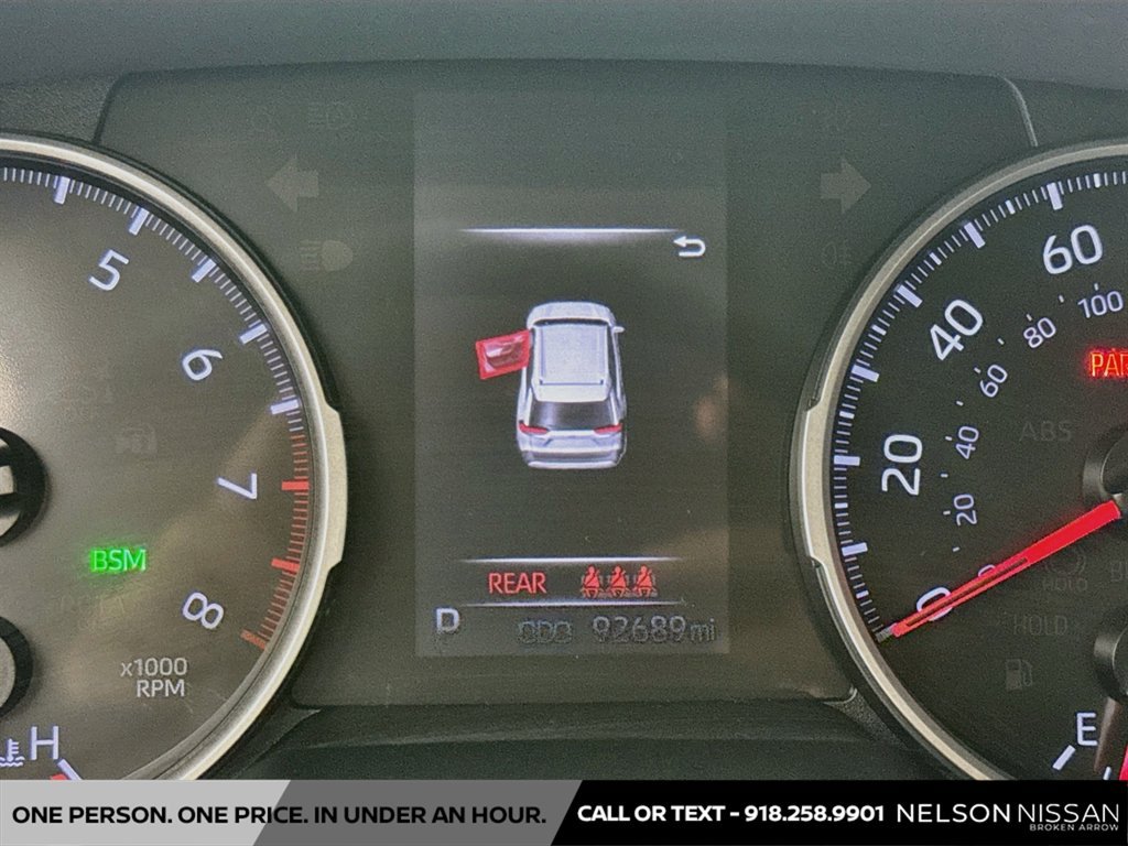 Used 2020 Toyota RAV4 XLE FWD image 12