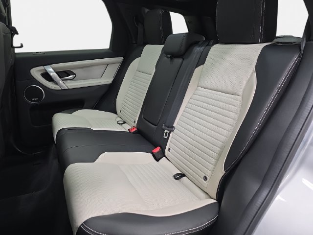 Used 2026 Land Rover Discovery Sport Landmark AWD/4WD image 13