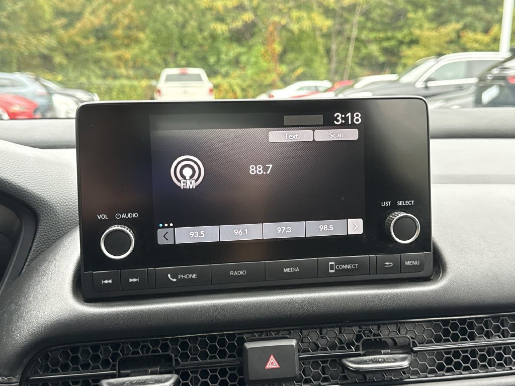 Used 2025 Honda HR-V LX image 19