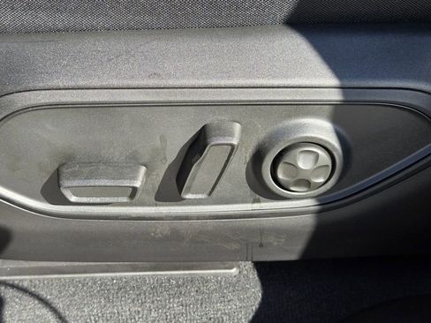 New 2025 Jeep Grand Cherokee Laredo X w/ MOPAR Finishing Package image 21