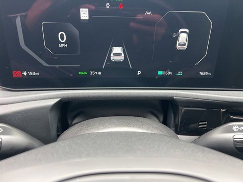 Certified 2025 Kia EV6 Light image 16