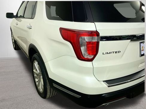 Used 2019 Ford Explorer Limited w/ Class III Trailer Tow Package image 30