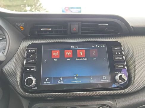 Used 2024 Nissan Kicks SV image 24