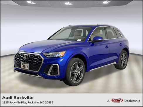 Used 2023 Audi Q5 e Premium Plus w/ Premium Plus Package AWD/4WD image 1