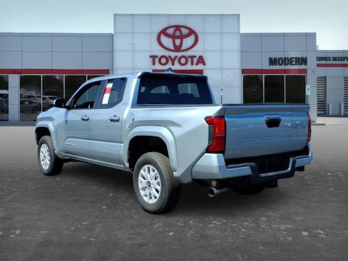 New 2026 Toyota Tacoma SR5 AWD/4WD image 4