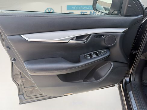 Used 2024 INFINITI QX50 Luxe w/ Accent Package FWD image 21