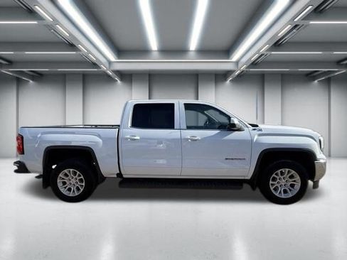 Used 2018 GMC Sierra 1500 SLE w/ SLE Value Package AWD/4WD image 1