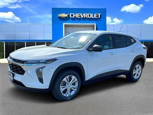 New 2026 Chevrolet Trax LS FWD image 7