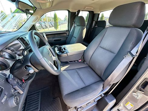 Used 2013 Chevrolet Silverado 1500 LT image 18