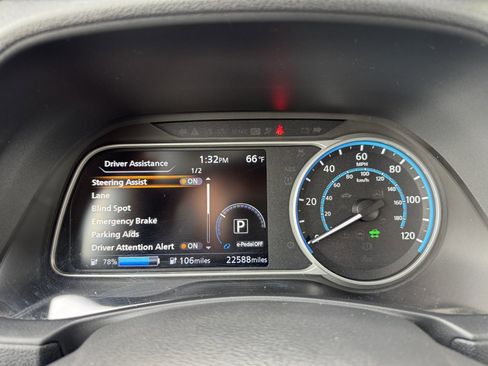 Used 2021 Nissan Leaf SV w/ SV Technology Package image 22