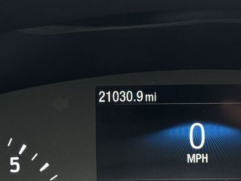 Used 2022 Ford Escape SE w/ Cold Weather Package FWD image 12