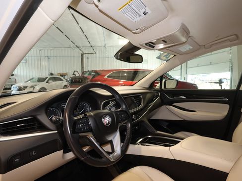 Used 2024 Buick Enclave Essence w/ Sport Touring Edition AWD/4WD image 9