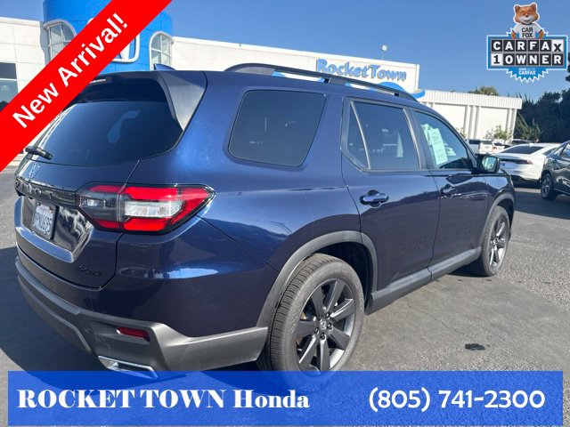 Used 2025 Honda Pilot Sport image 7