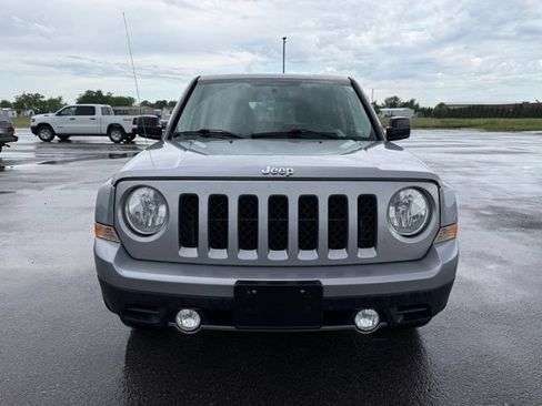 Used 2016 Jeep Patriot High Altitude FWD image 14