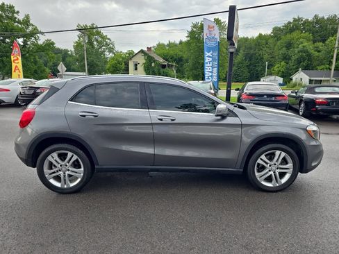 Used 2016 Mercedes-Benz GLA 250 4MATIC image 11