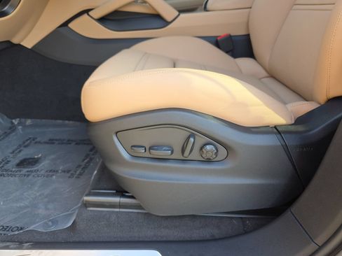 New 2026 Porsche Cayenne S AWD/4WD image 22
