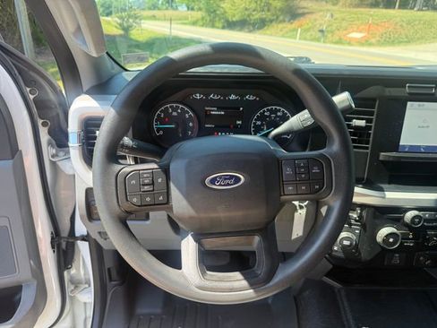 Used 2023 Ford F350 XL w/ FX4 Off-Road Package AWD/4WD image 12
