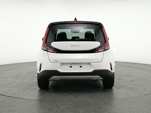 Used 2025 Kia Soul LX w/ LX Technology Package image 7