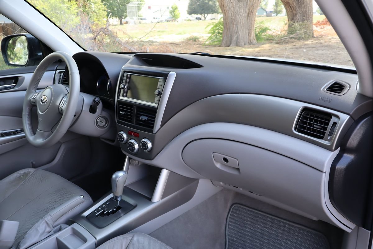 Used 2009 Subaru Forester 2.5X Limited AWD/4WD image 17