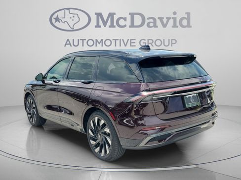 Certified 2024 Lincoln Nautilus Reserve w/ Equipment Group 203A AWD/4WD image 2