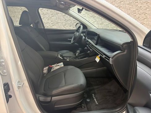 Used 2026 Hyundai Tucson SEL FWD image 11